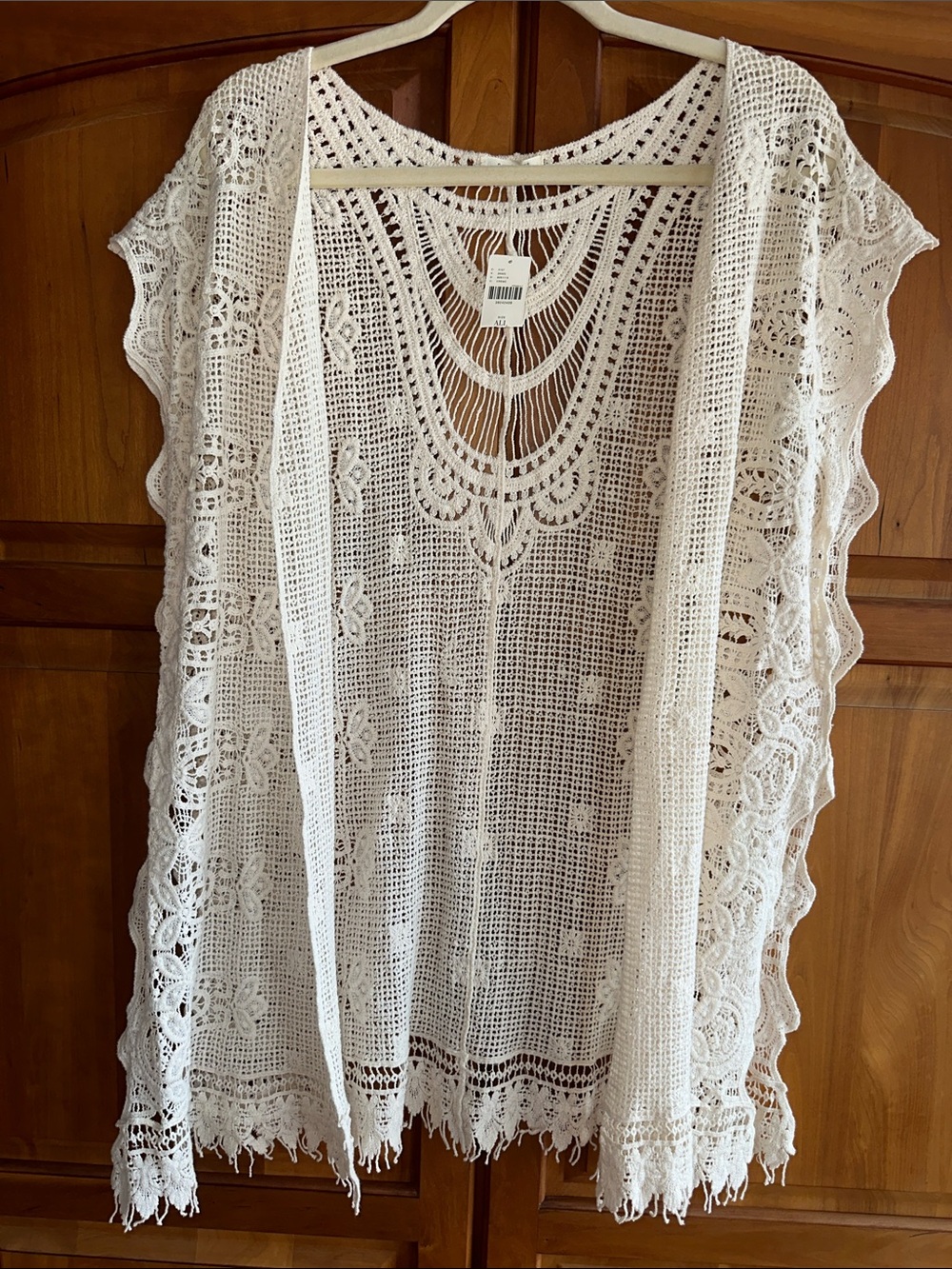Anthropologie Evelyn K brand, Ivory Lacy Openwork Vest, Topper, OS, 20” wide NWT